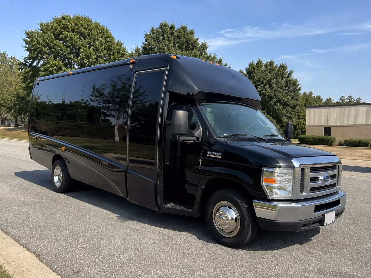 bakersfield airport transportation onboard seating