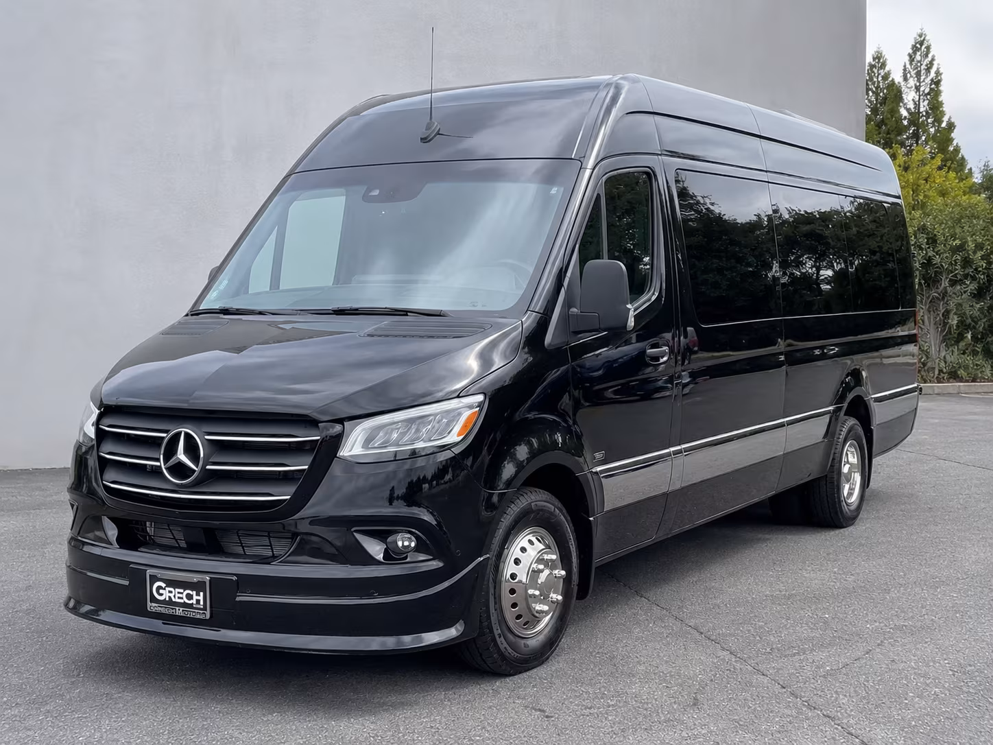 bakersfield prom transportation