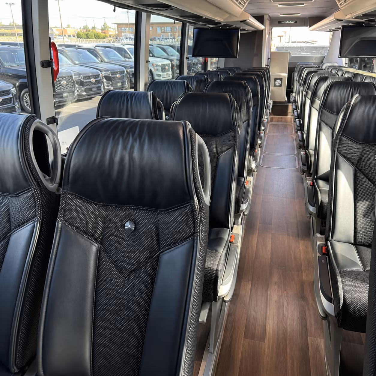 easily book transportation for your next airport transfer 3