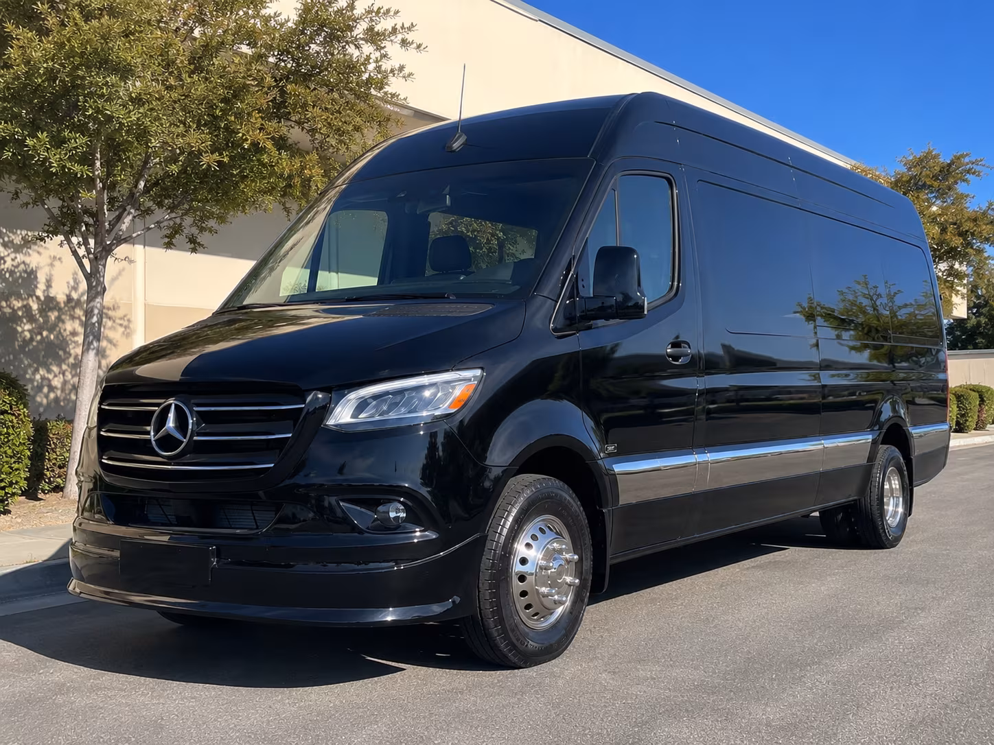 easily book transportation for your next sporting event 5