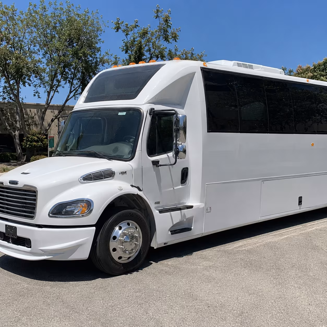 senior ministry and accessible bus rentals for bakersfield churches